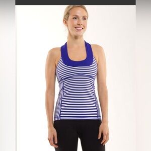Lululemon Scoop Neck Tank
Pigment Blue White Narrow Bold Stripe / Pigment Blue